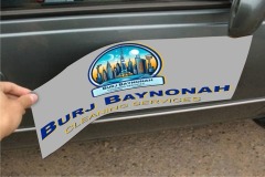 Magnet-branding-concept-displaying-removable-vehicle-branding-signs-on-commercial-vehicles-10