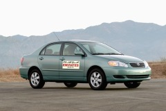 Magnet-branding-concept-displaying-removable-vehicle-branding-signs-on-commercial-vehicles-17