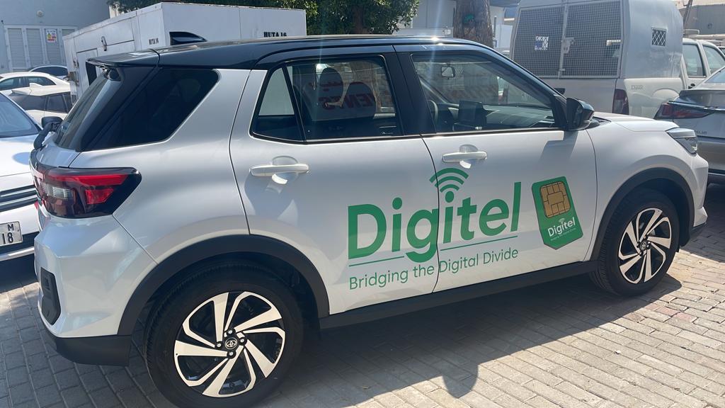 corporate car branding company